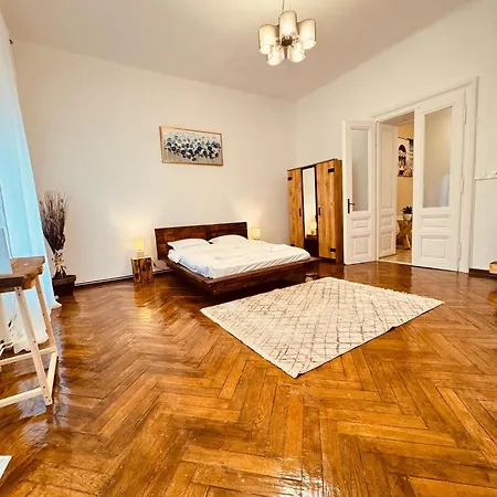 Savoya N°20 Old Town *