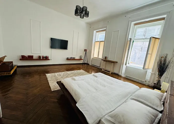 Savoya N°20 Old Town *