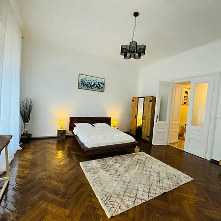 Savoya N°20 Old Town *