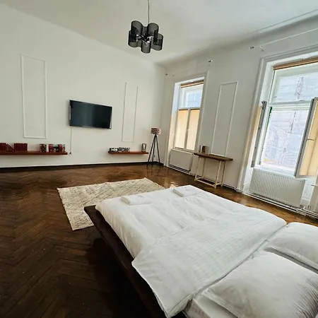 Savoya N°20 Old Town *