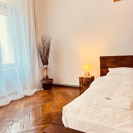 Savoya N°20 Old Town Apartment *