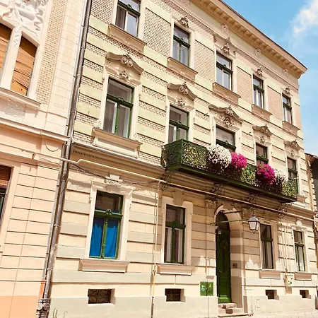 Savoya N°20 Old Town Apartment