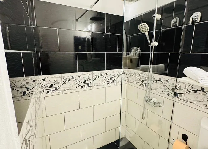 Savoya N°20 Old Town *