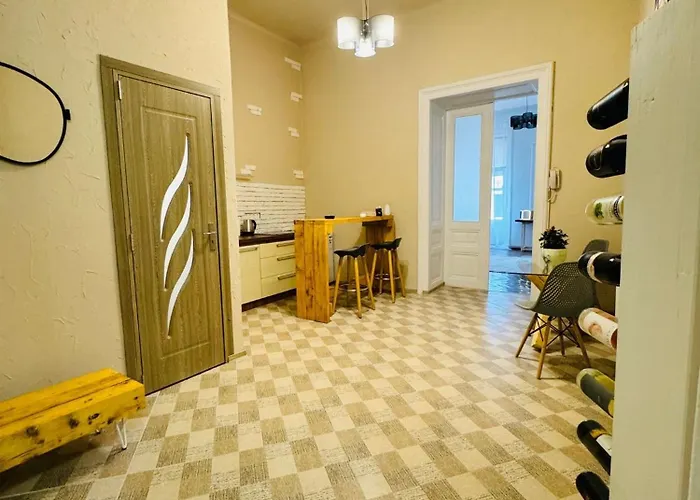 Savoya N°20 Old Town